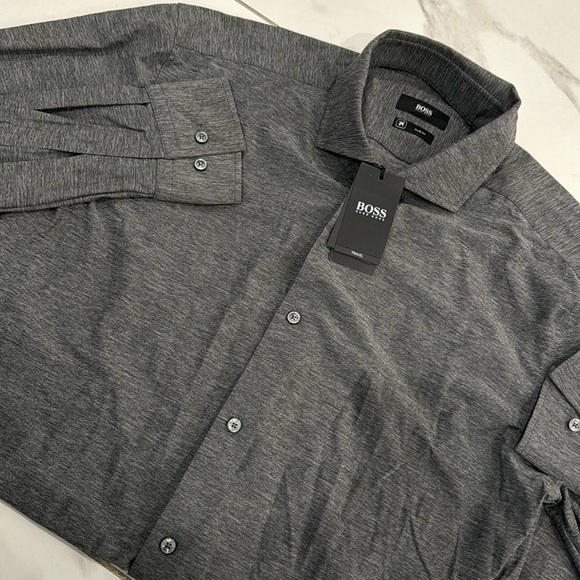 NWT 🏷️ BOSS Hugo boss travel slim fit long sleeve tshirt size S - Picture 1 of 12